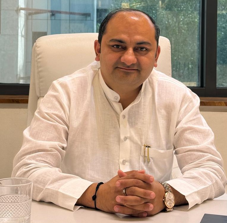 Shri Mahender Shastri