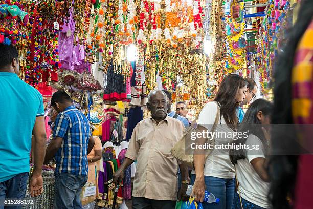 Markets Across the Country Prepare for Diwali: Multiple Plans to Attract Customers  CAIT Launches a National Campaign to Encourage Shopping from Markets Instead of Online