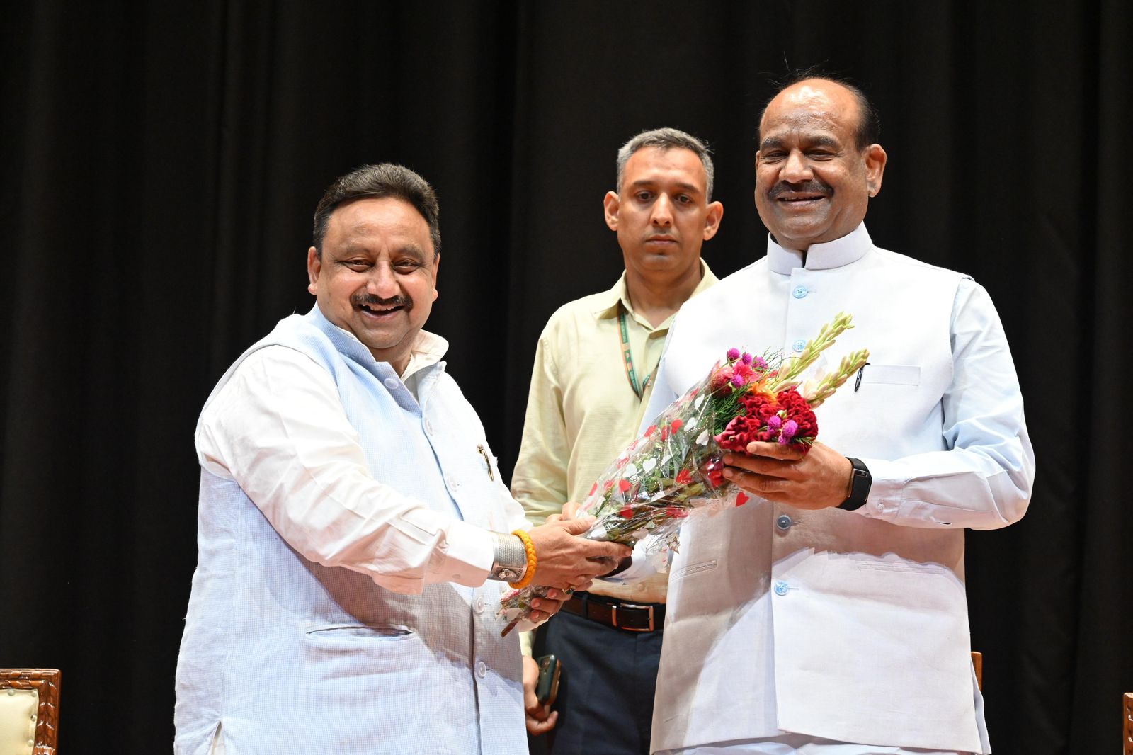 लोकसभा अध्यक्ष श्री ओम बिरला ने संसद भवन में रामलीला समितियों के प्रतिनिधियों को किया संबोधित